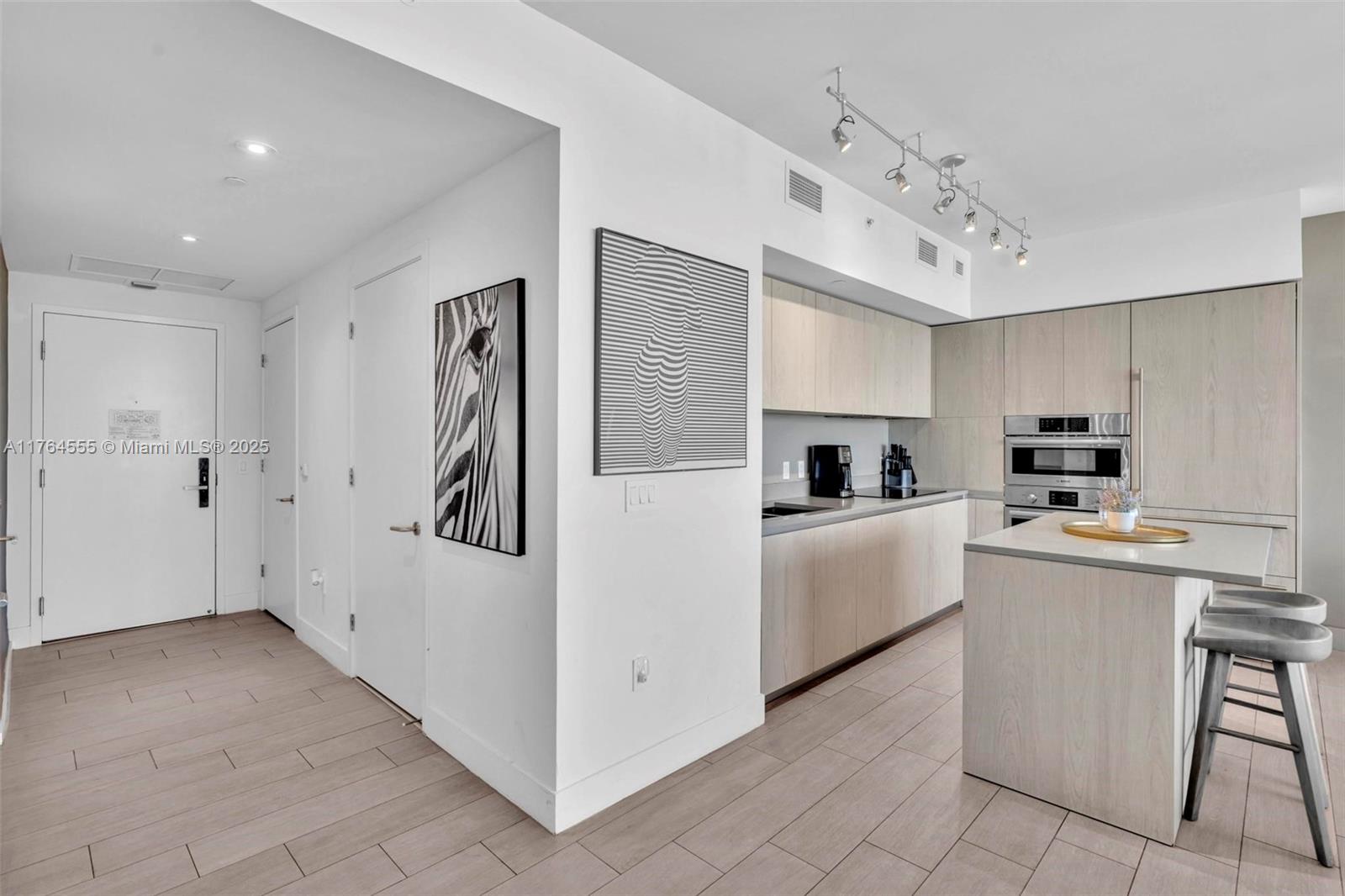 4010 S Ocean Dr R3106