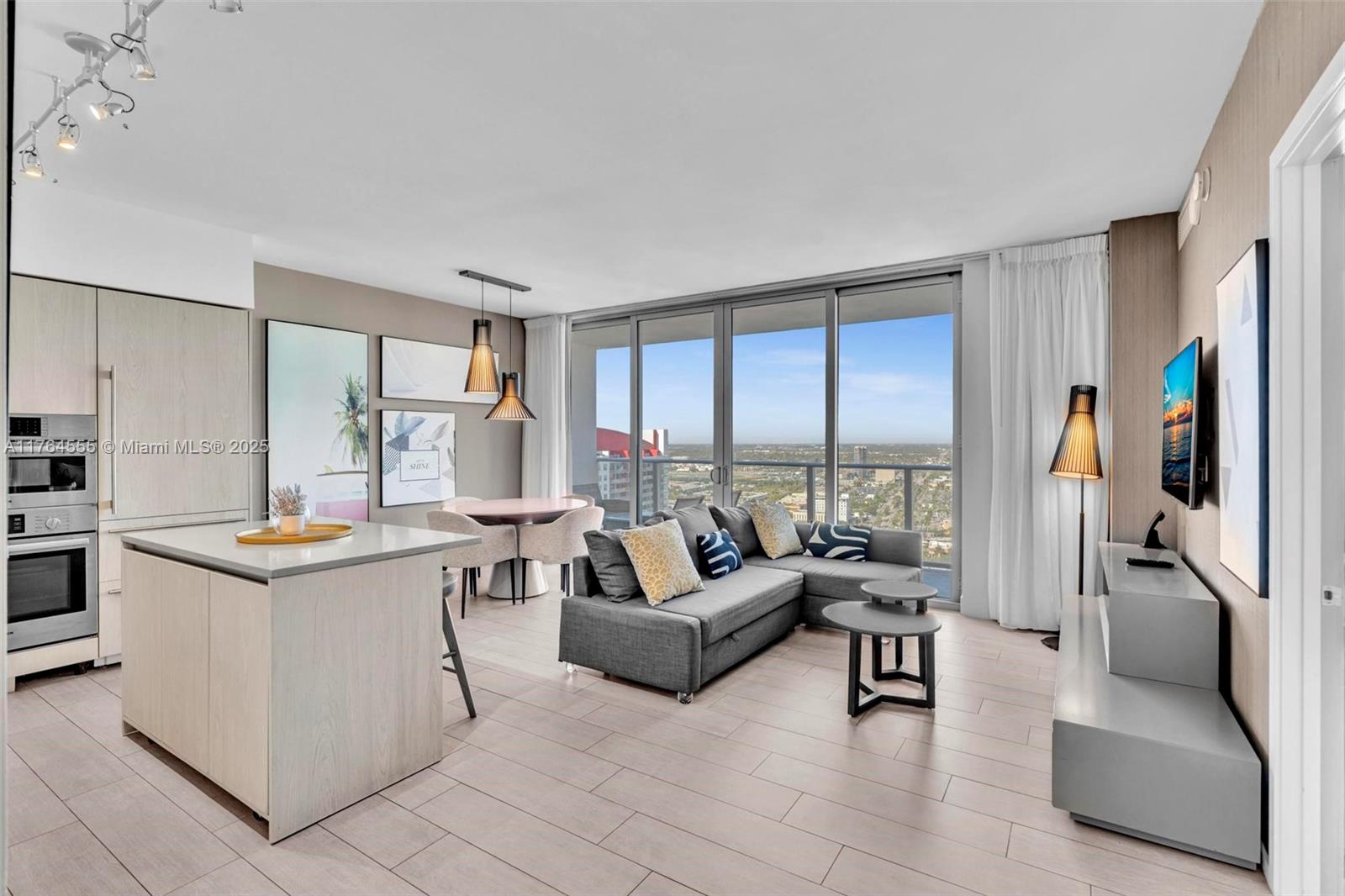 Property for Sale at 4010 S Ocean Dr R3106, Hollywood, Broward County, Florida - Bedrooms: 1 
Bathrooms: 2  - $615,000