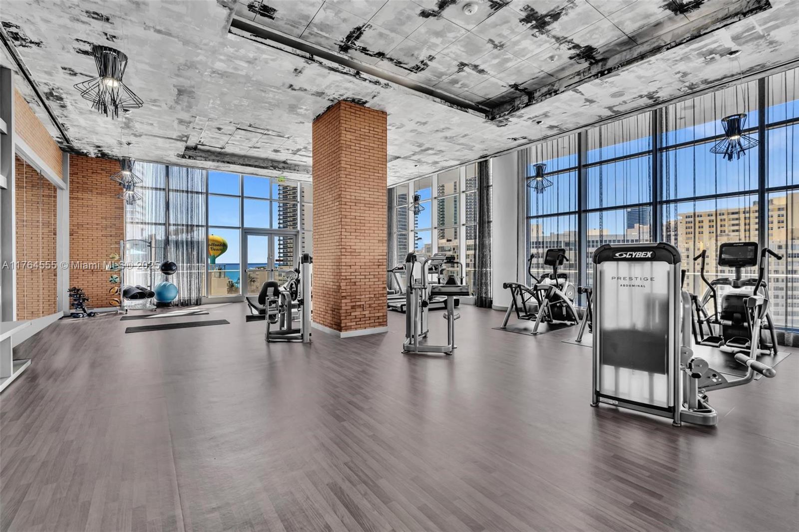 4010 SOUTH OCEAN CONDO - Residential