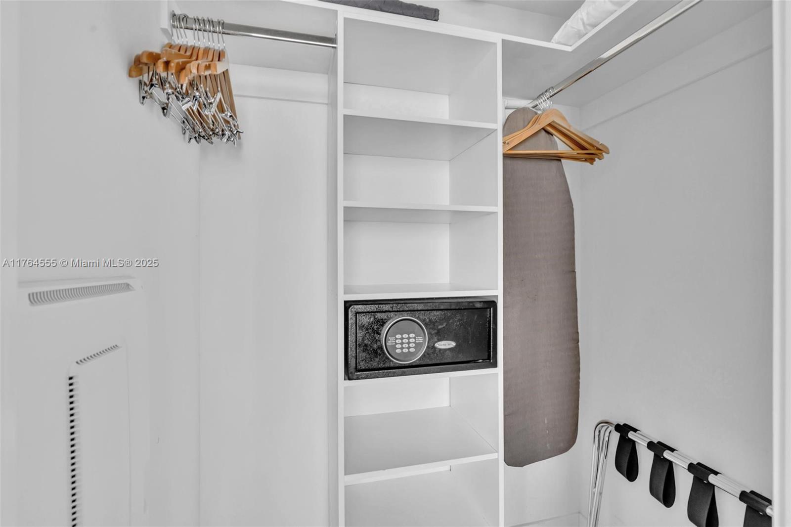 4010 SOUTH OCEAN CONDO - Residential