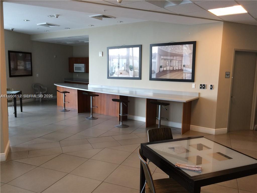 OPERA TOWER CONDO - Residential