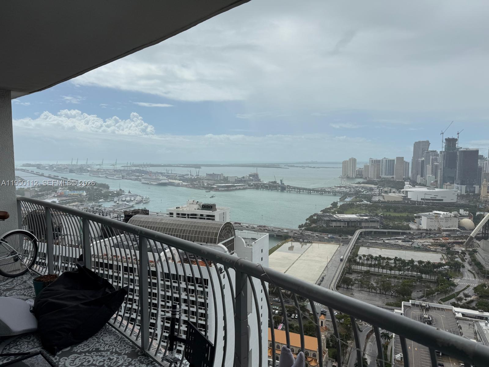 OPERA TOWER CONDO - Residential