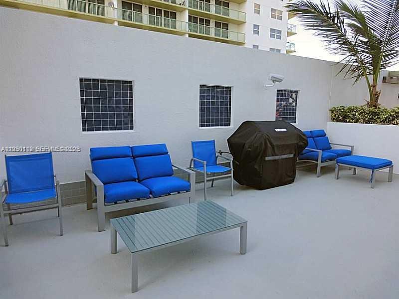 OPERA TOWER CONDO - Residential