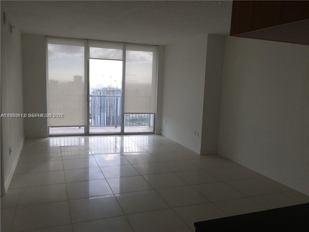 OPERA TOWER CONDO - Residential