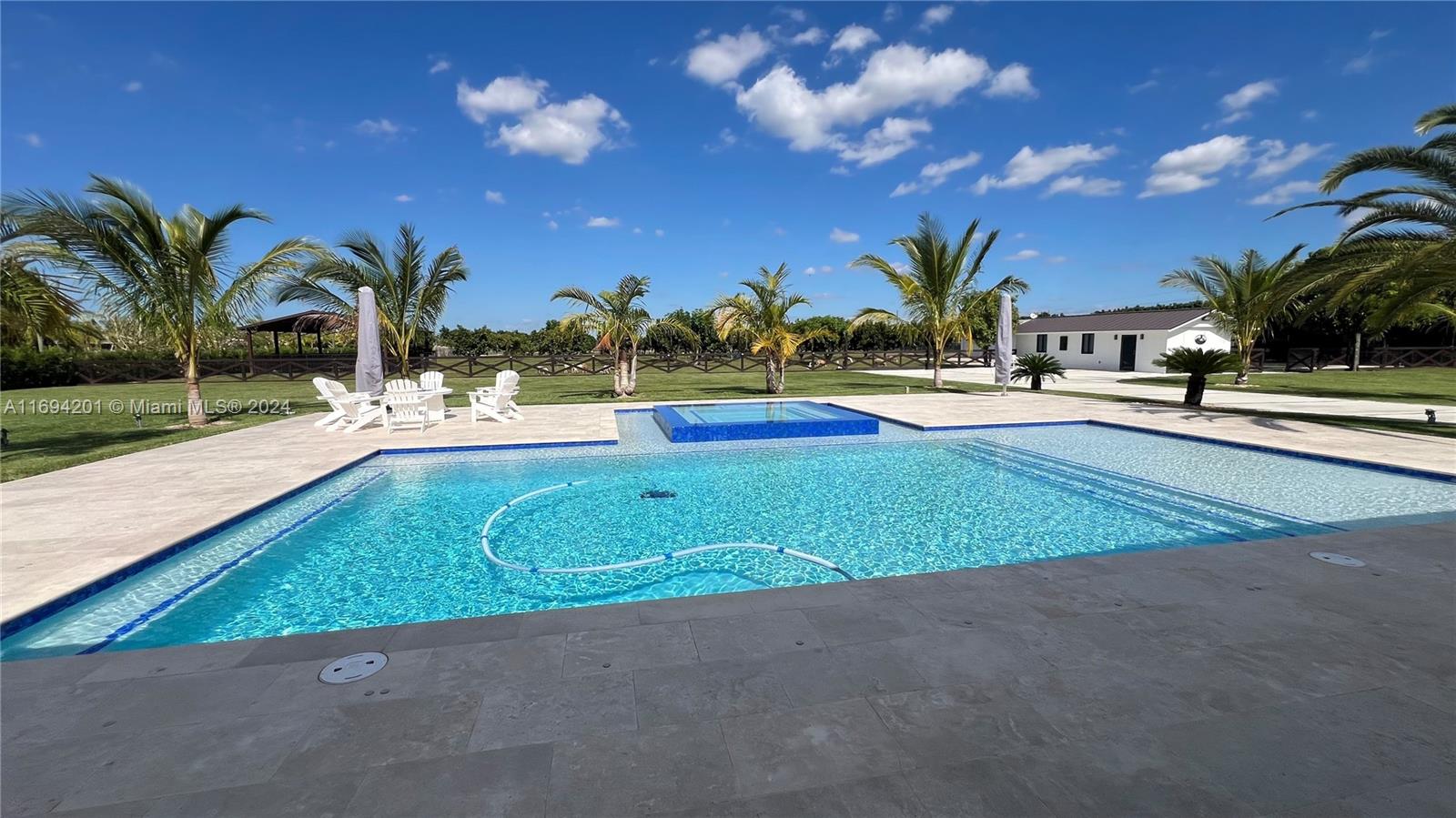 20407 Sw 226th St, Miami, Broward County, Florida - 5 Bedrooms  
4 Bathrooms - 