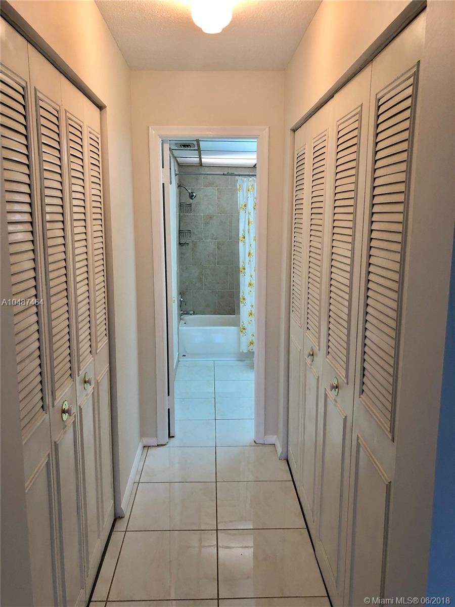 GRANDA DADELAND CONDO - Residential