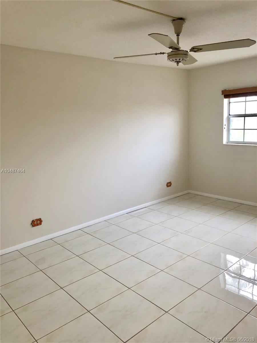 GRANDA DADELAND CONDO - Residential