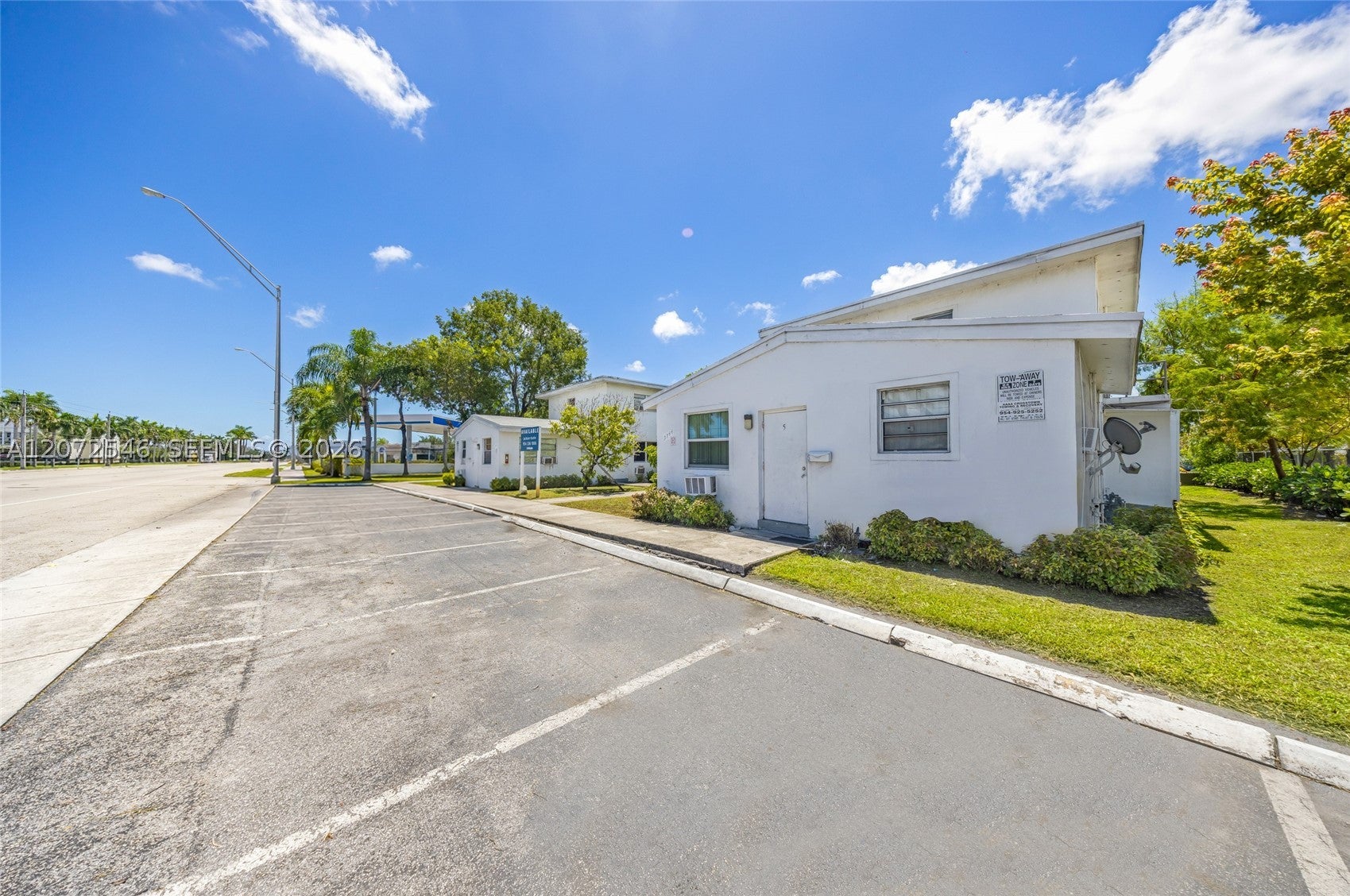 3740 W Hallandale Beach Blvd