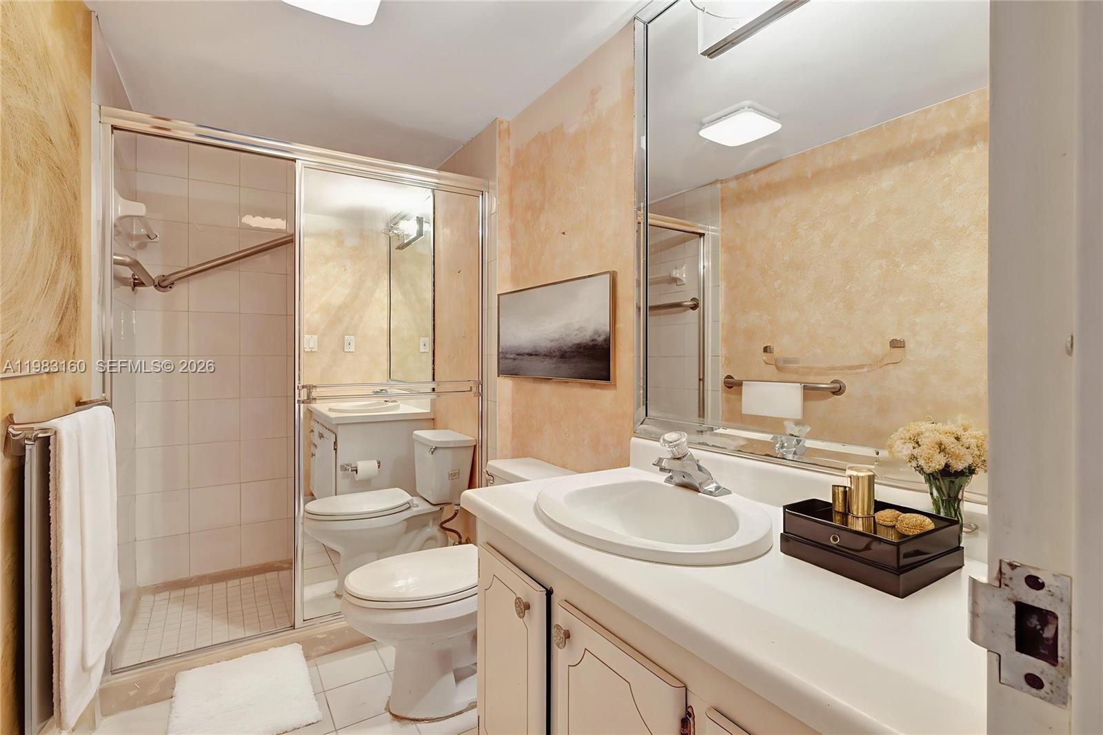 BONAVIDA CONDO - Residential