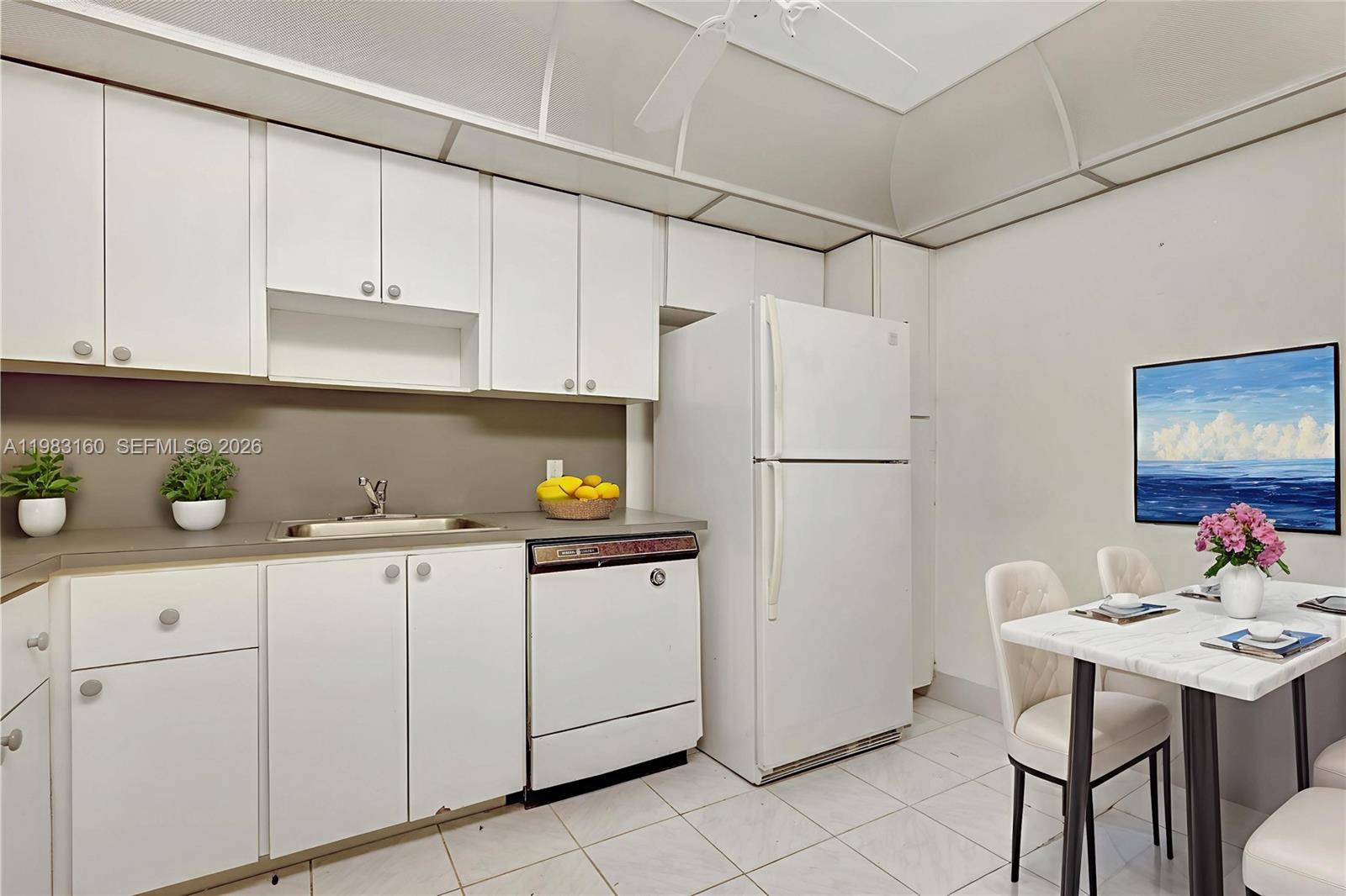 BONAVIDA CONDO - Residential