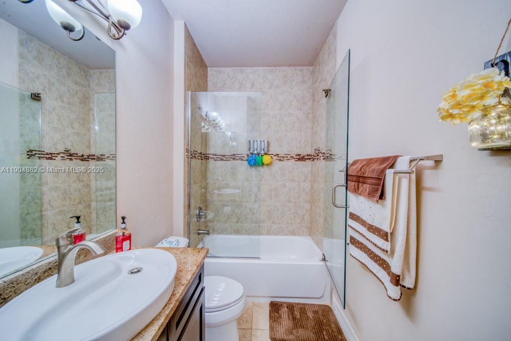 CAPE CORAL UNIT - Residential