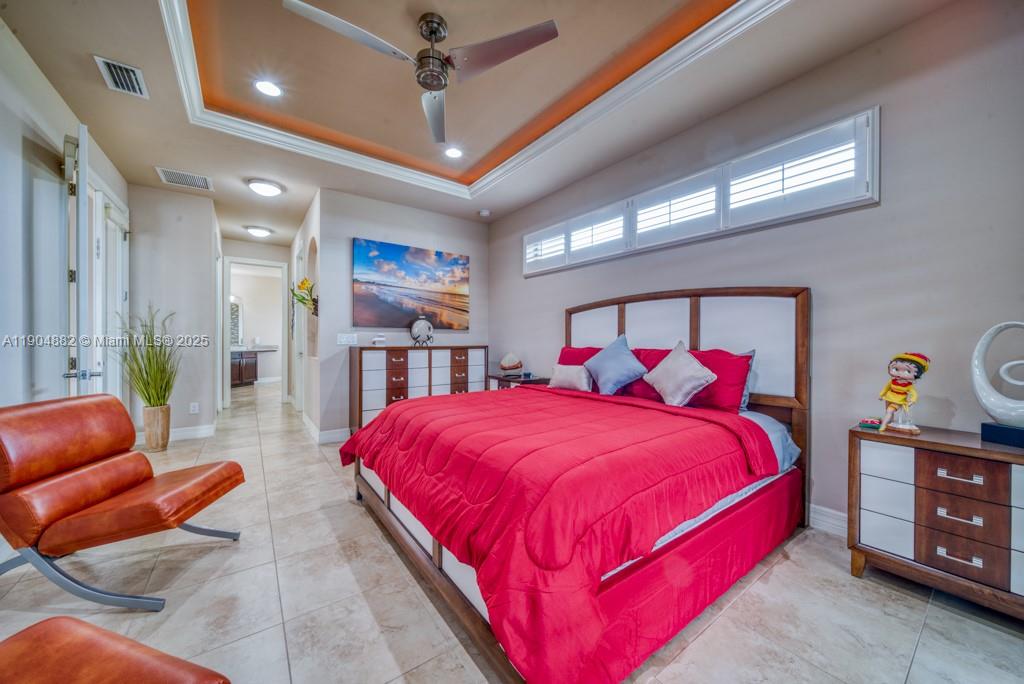 CAPE CORAL UNIT - Residential