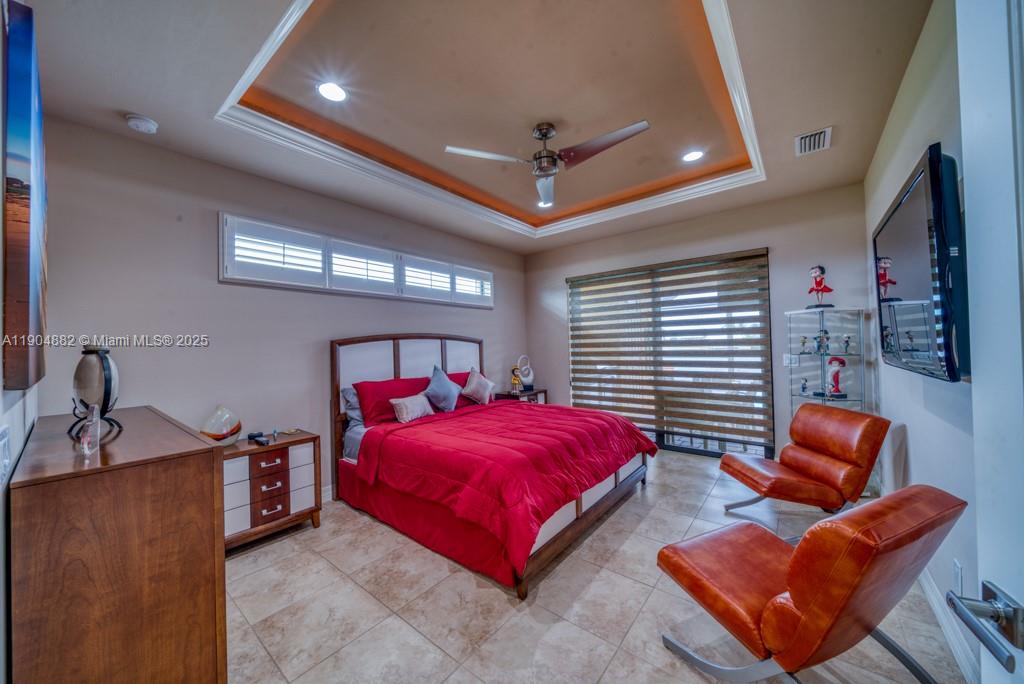 CAPE CORAL UNIT - Residential
