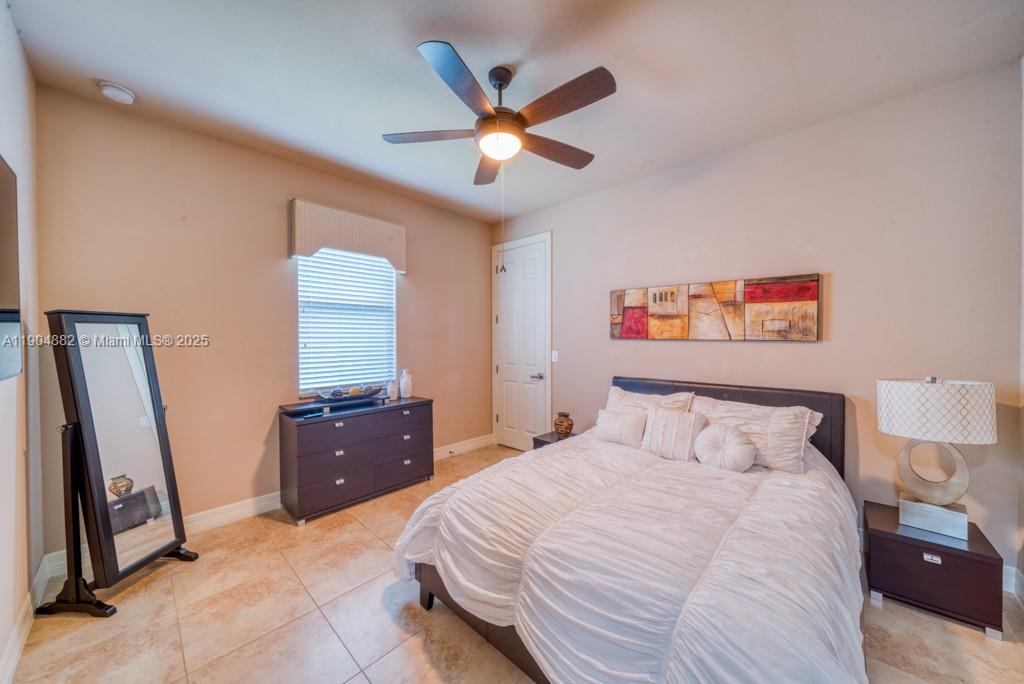 CAPE CORAL UNIT - Residential