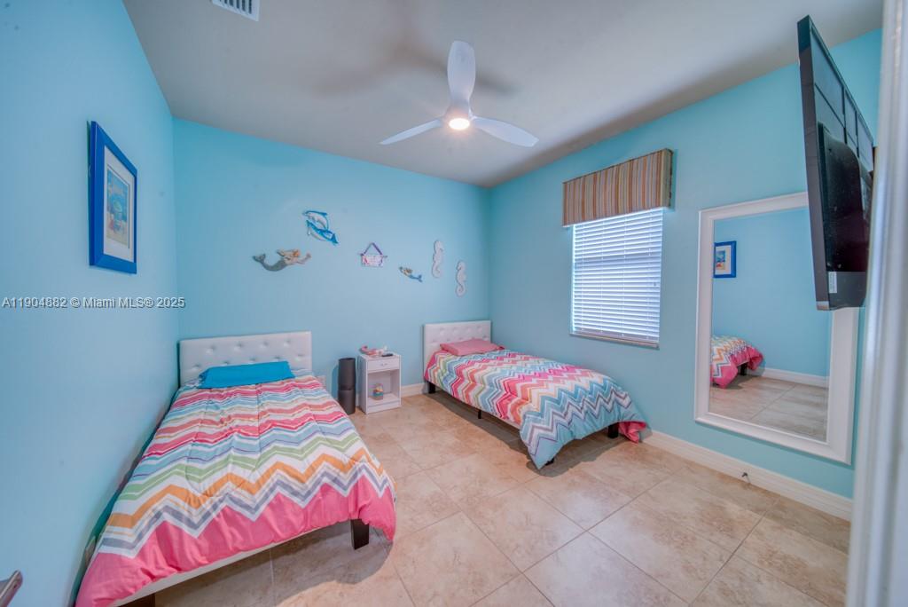 CAPE CORAL UNIT - Residential