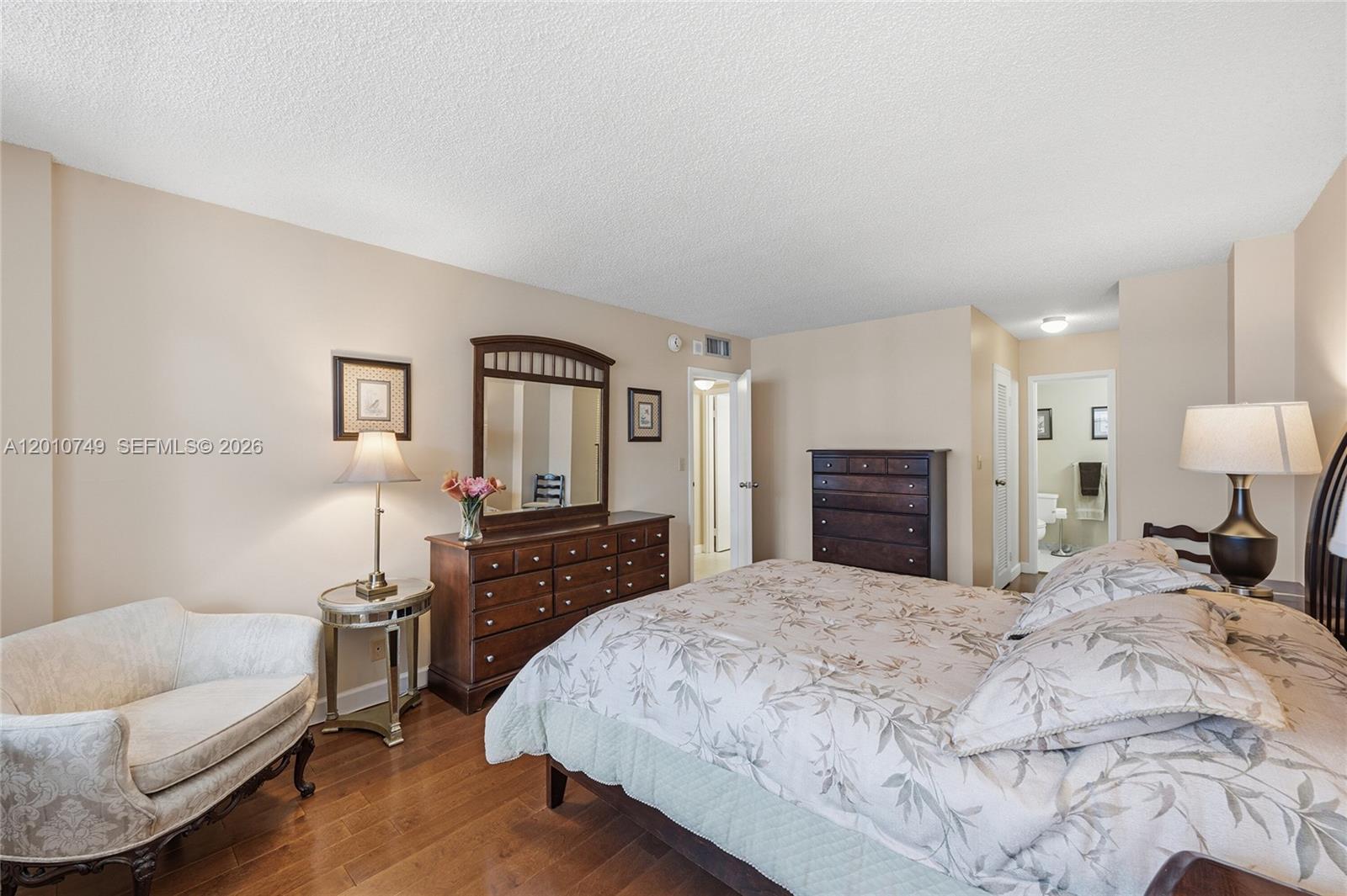 EAST POINT TOWERS CONDO - Residential