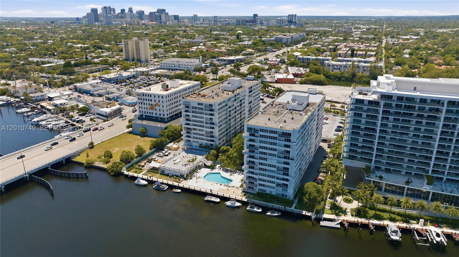 EAST POINT TOWERS CONDO - Residential