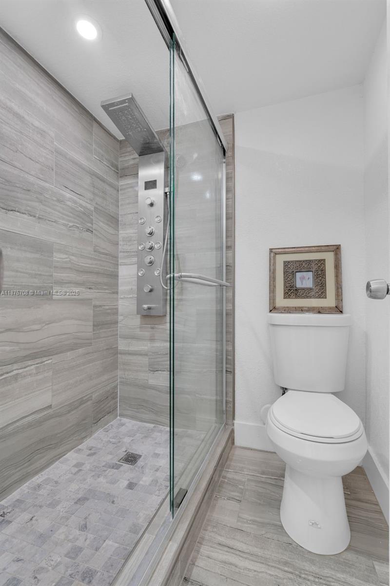 SILVER SPRING TOWER CONDO - Residential