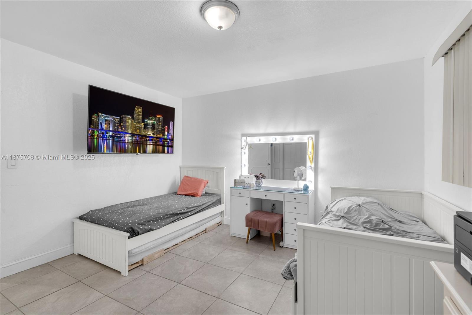 SILVER SPRING TOWER CONDO - Residential