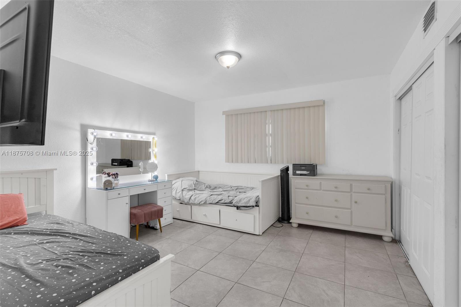 SILVER SPRING TOWER CONDO - Residential