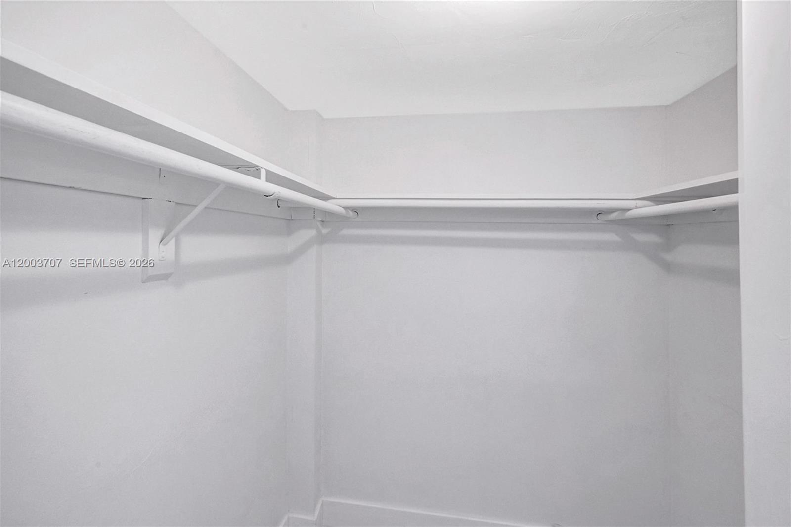 BAYVIEW CONDO - Residential