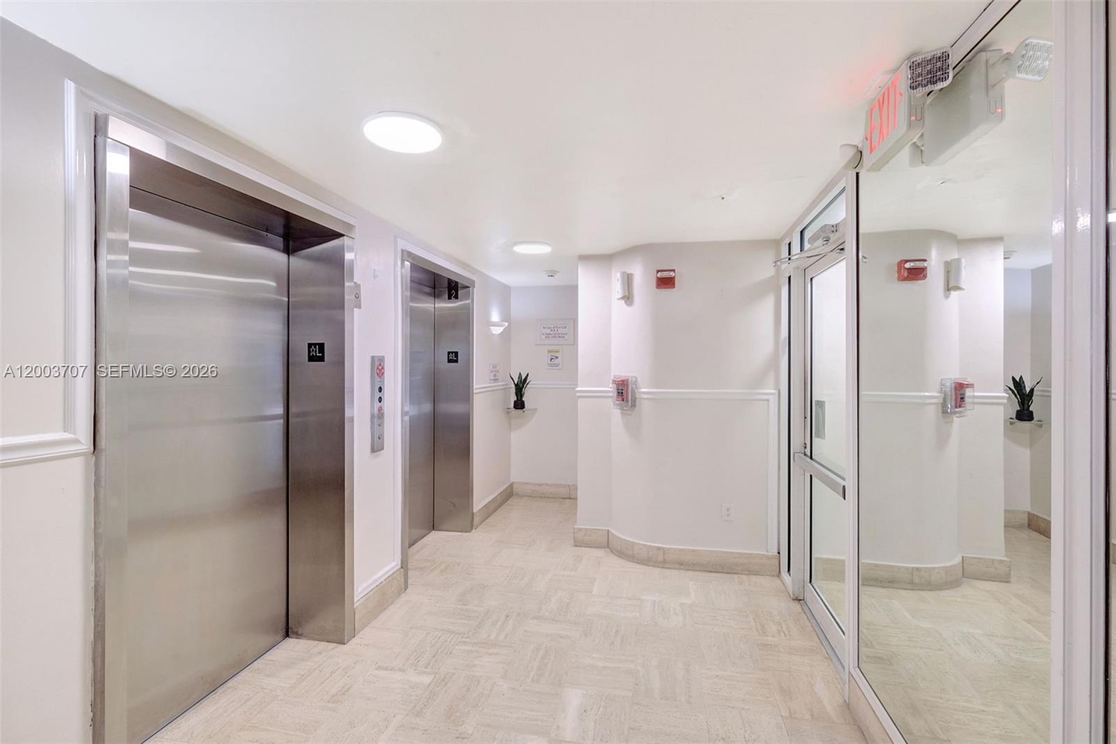 BAYVIEW CONDO - Residential