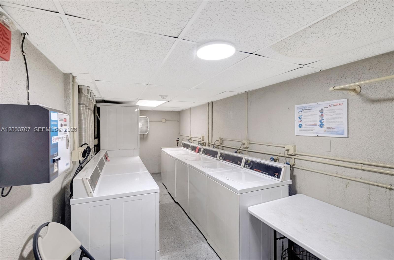 BAYVIEW CONDO - Residential