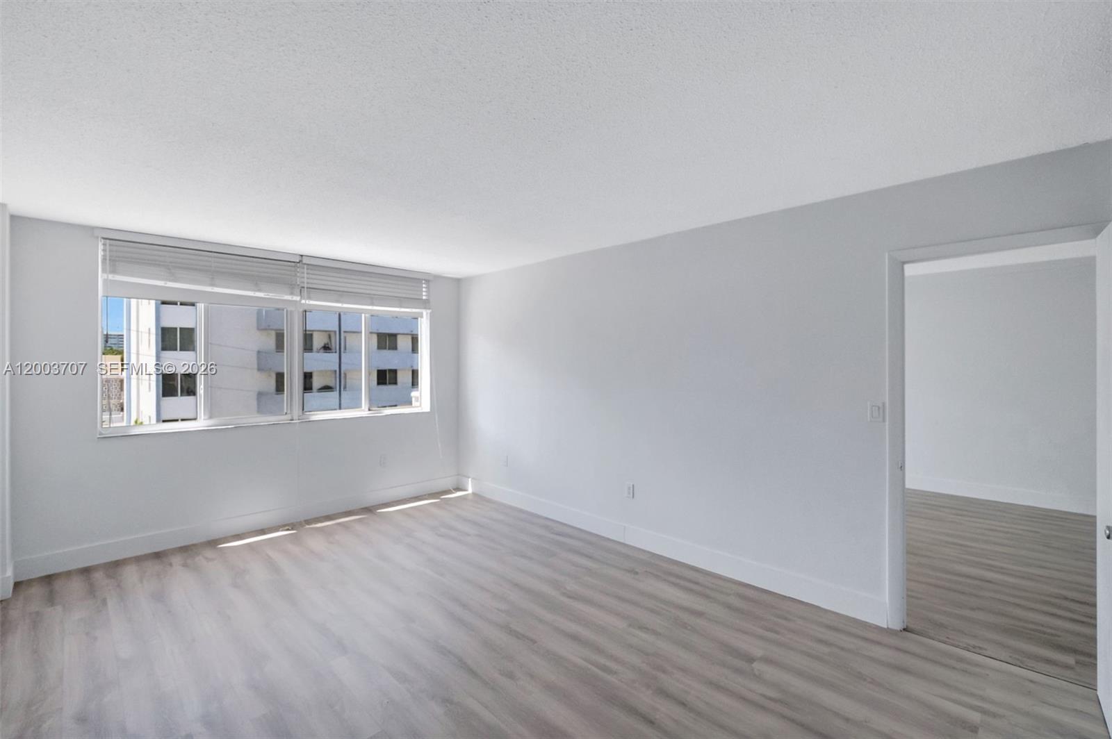 BAYVIEW CONDO - Residential