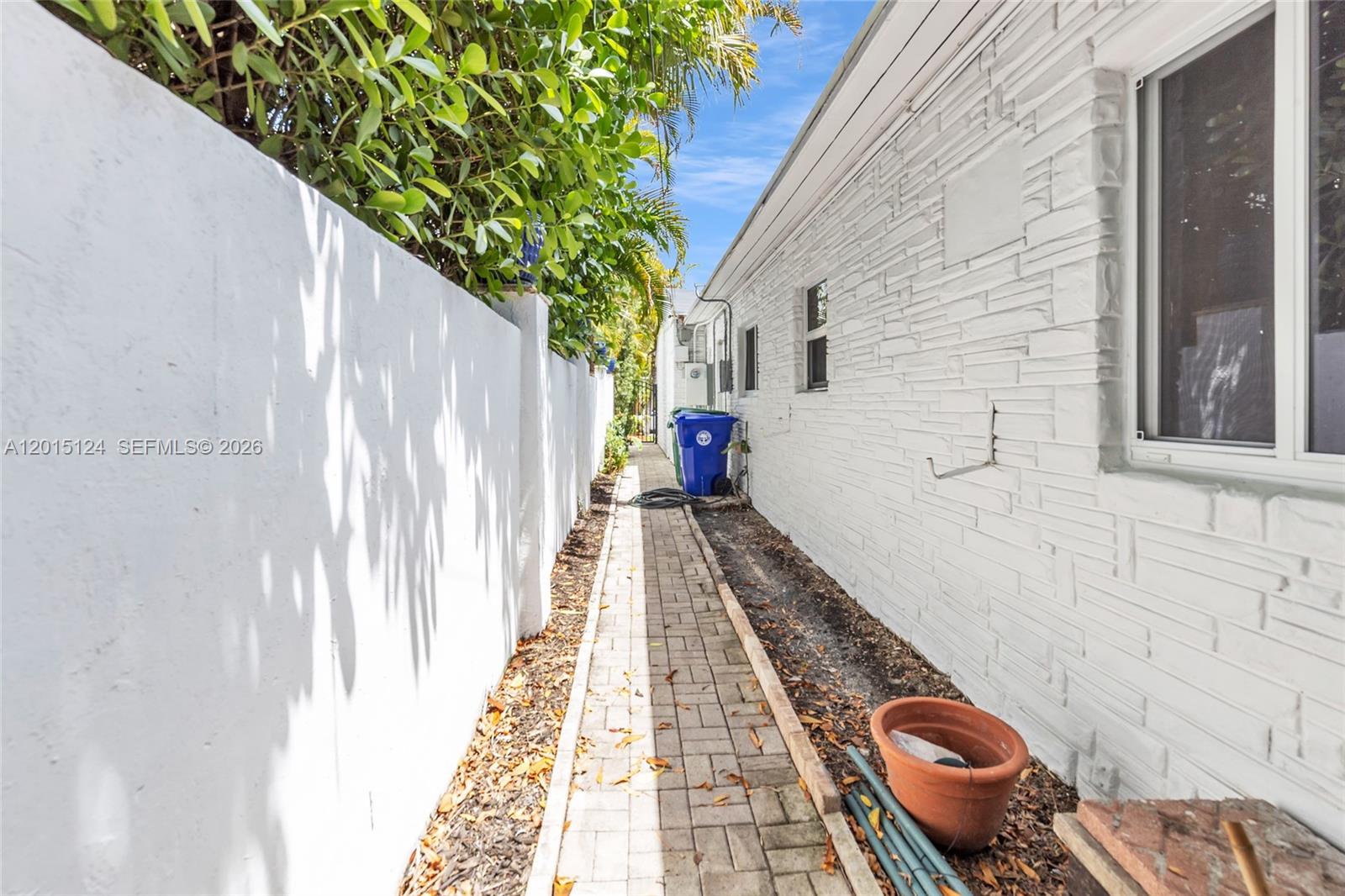 BELLE MEADE OF MIA SEC 1 - Residential