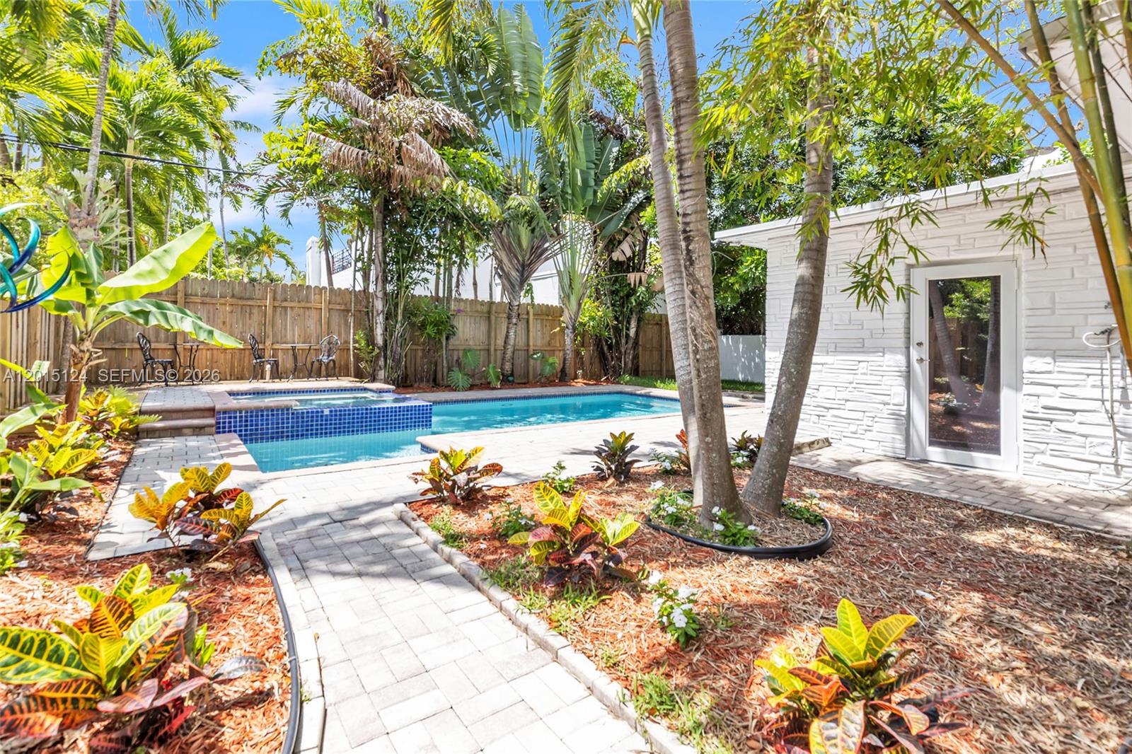 BELLE MEADE OF MIA SEC 1 - Residential