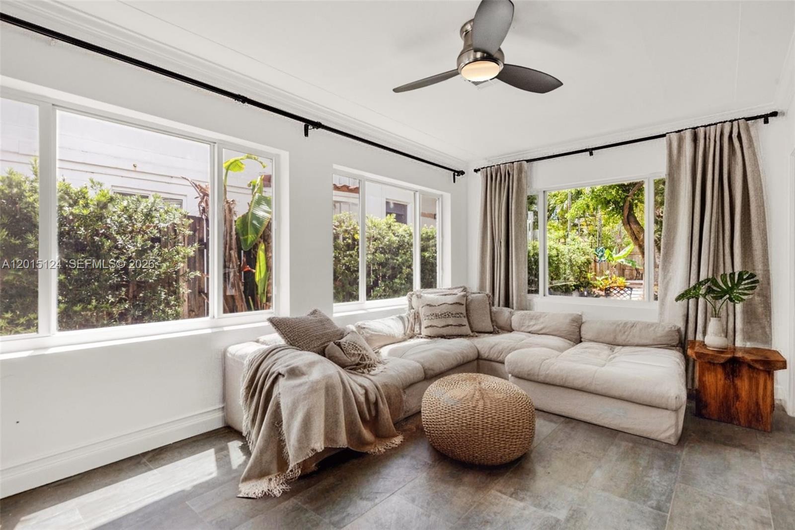 BELLE MEADE OF MIA SEC 1 - Residential
