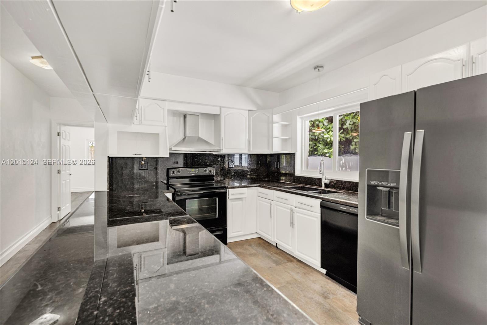 BELLE MEADE OF MIA SEC 1 - Residential