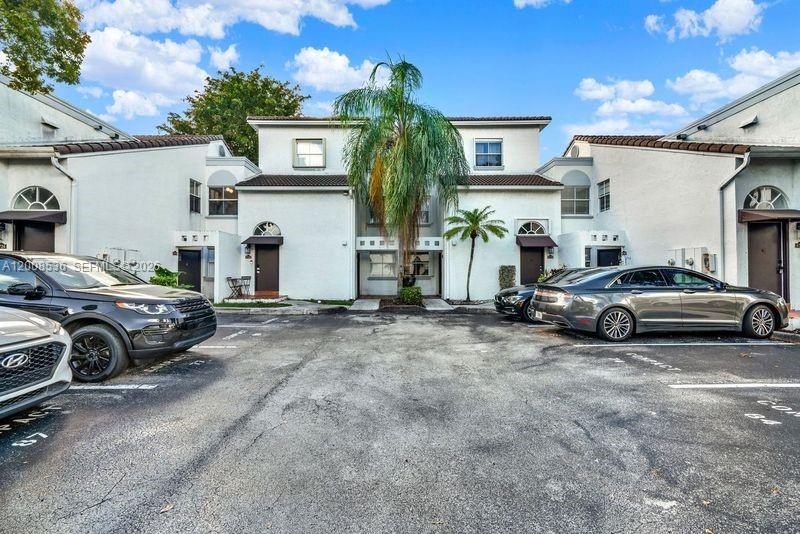 THE GREENS AT DORAL CONDO - Residential