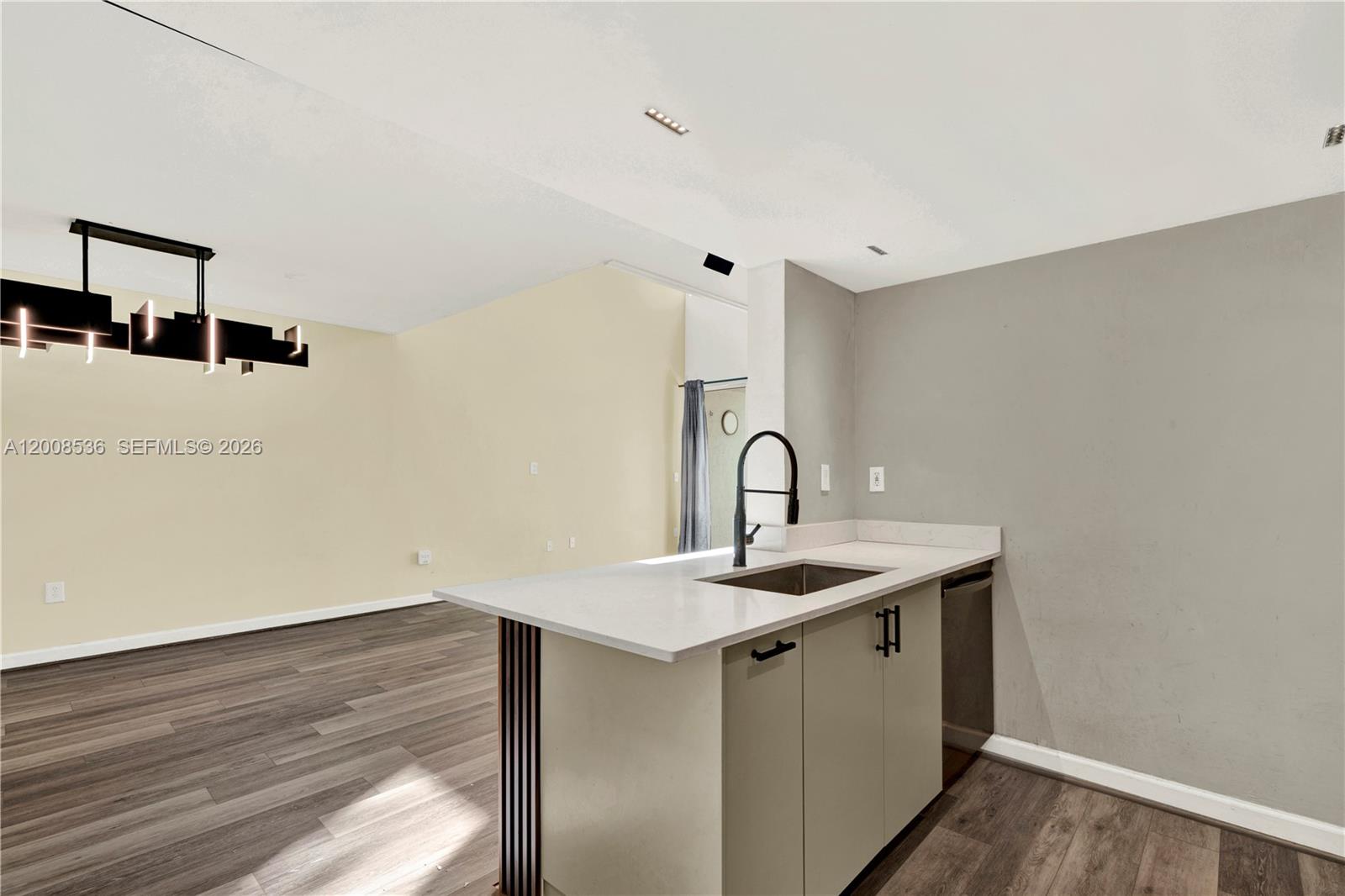 THE GREENS AT DORAL CONDO - Residential