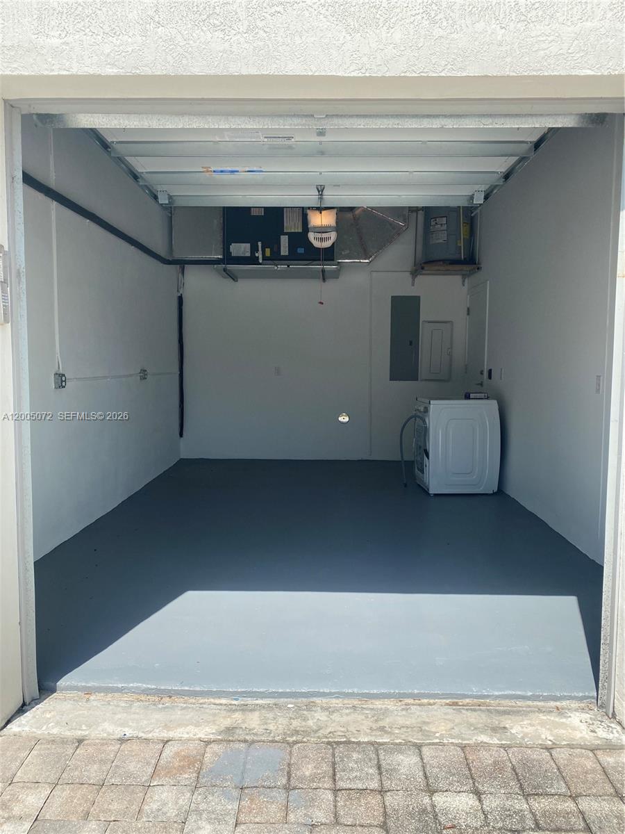 PLANTATION BUSINESS PARK - Residential