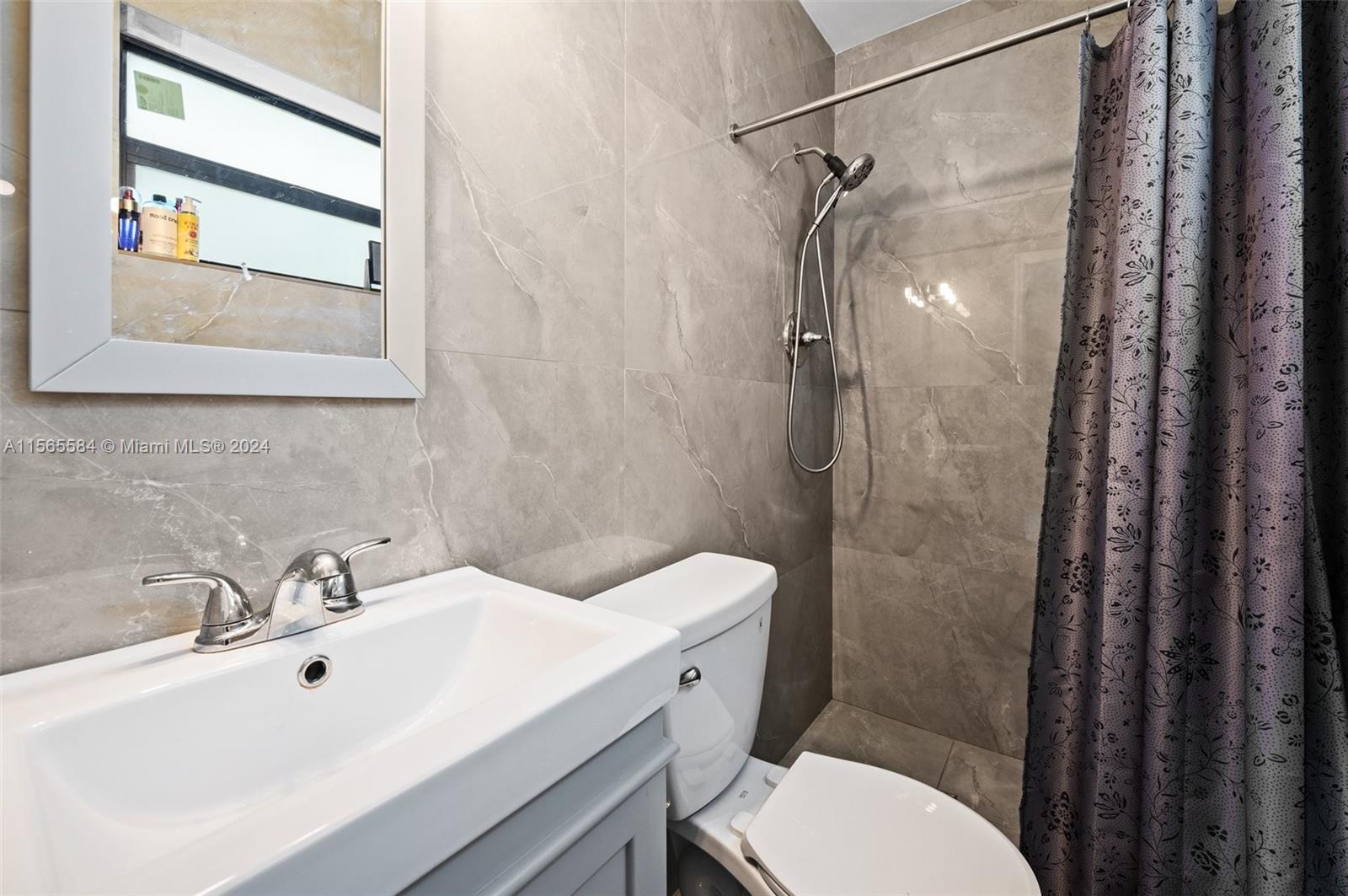 OAK RIDGE PARK AMEN PLAT - Residential