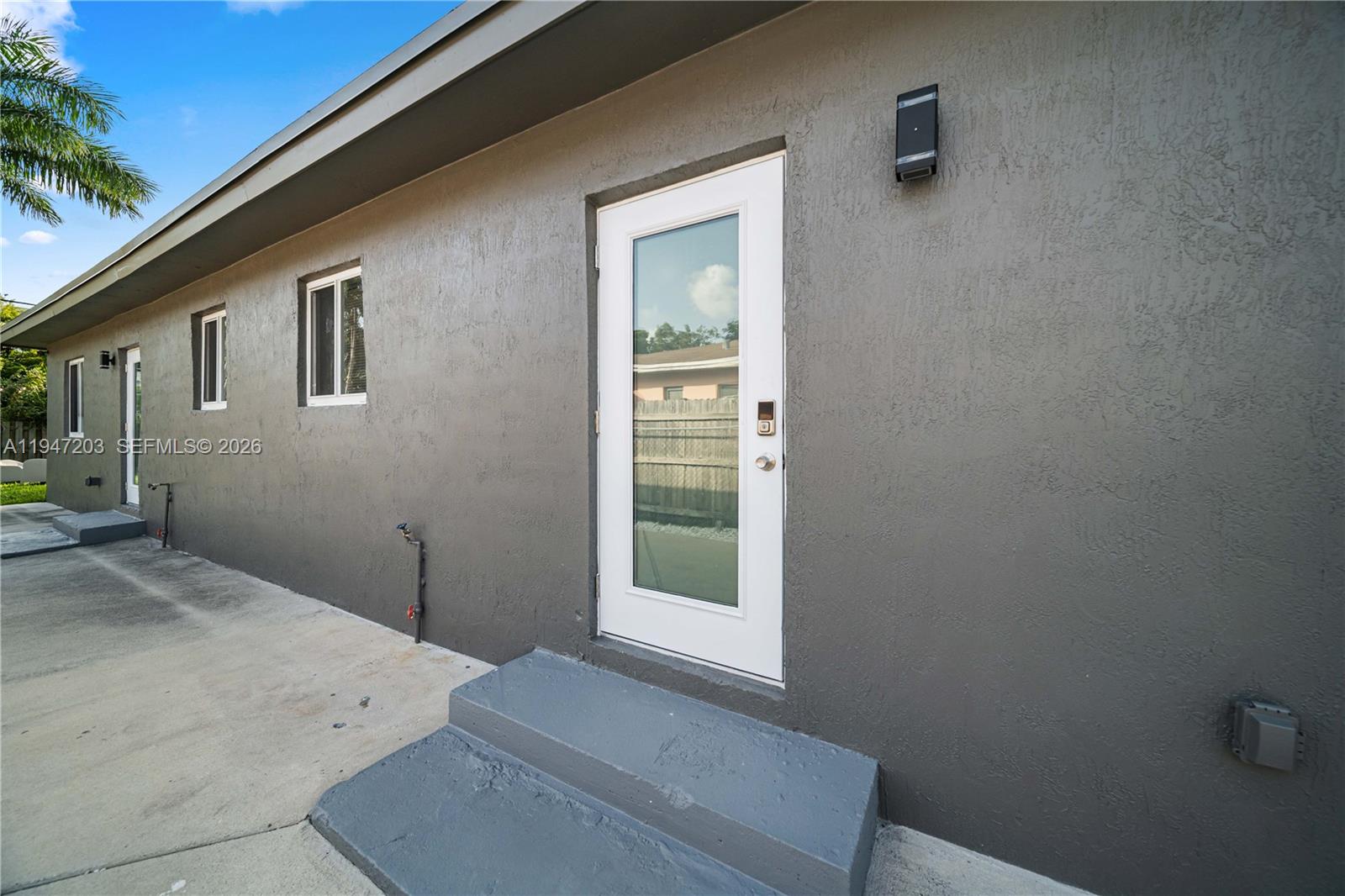 BISCAYNE SHORES CORR PLAT - Residential Income