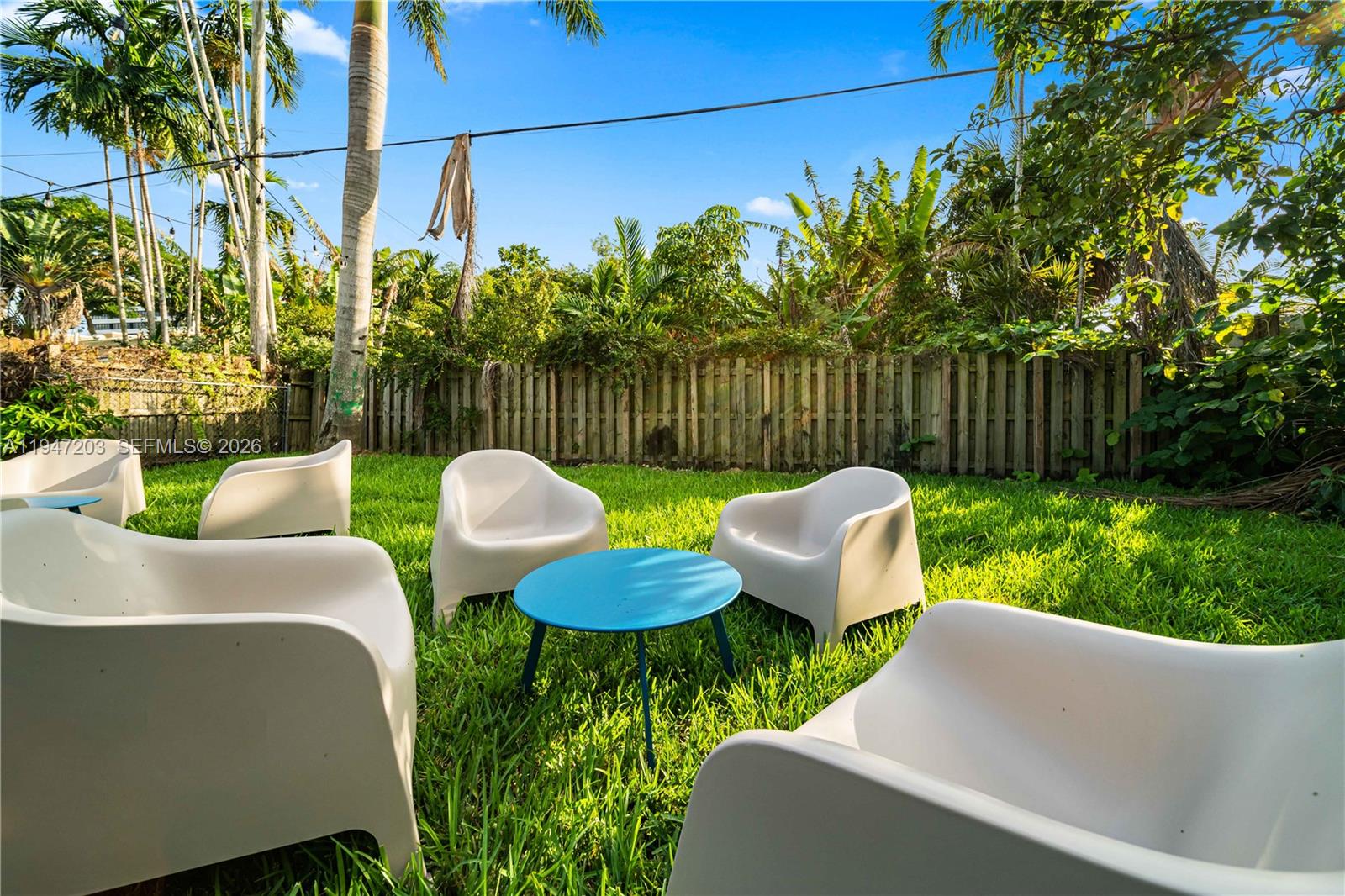 BISCAYNE SHORES CORR PLAT - Residential Income