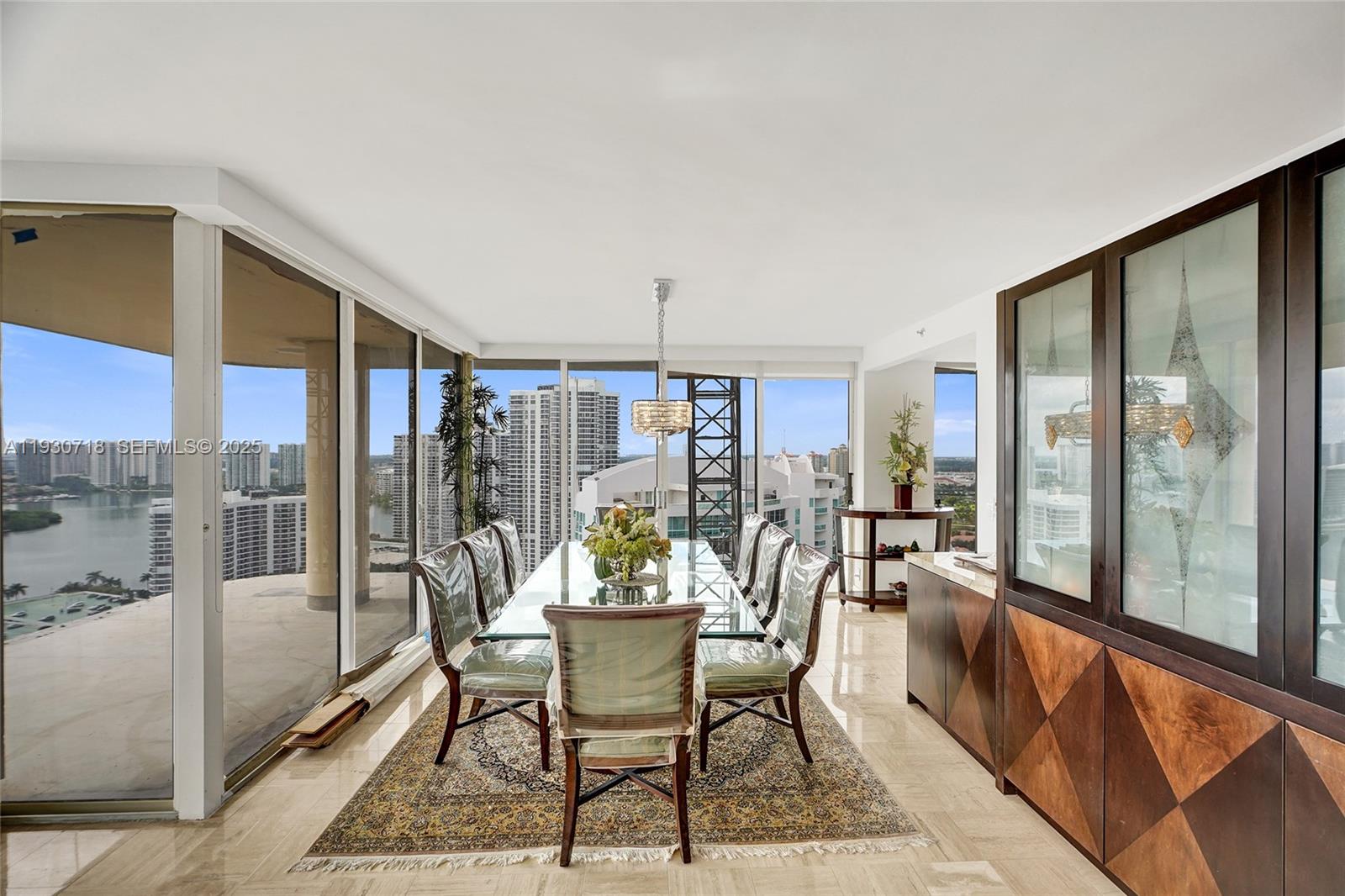 TURNBERRY TOWERS CONDO - Residential