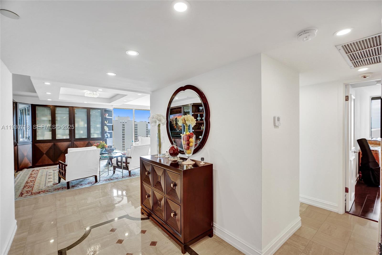 TURNBERRY TOWERS CONDO - Residential