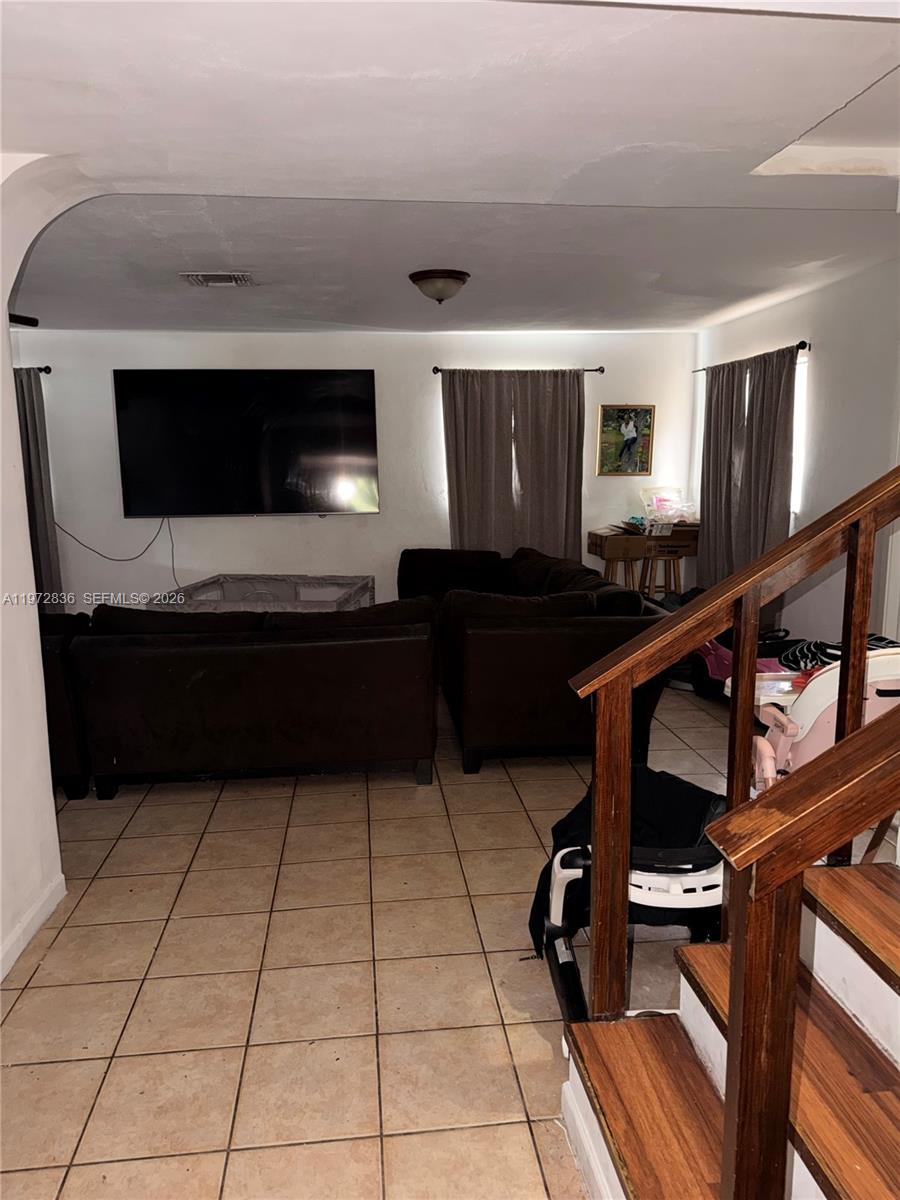 HERITAGE HOMES - Residential