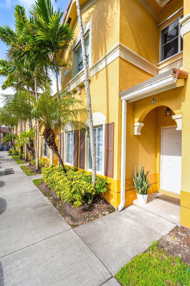 8242 NW 107th Ct 7-12