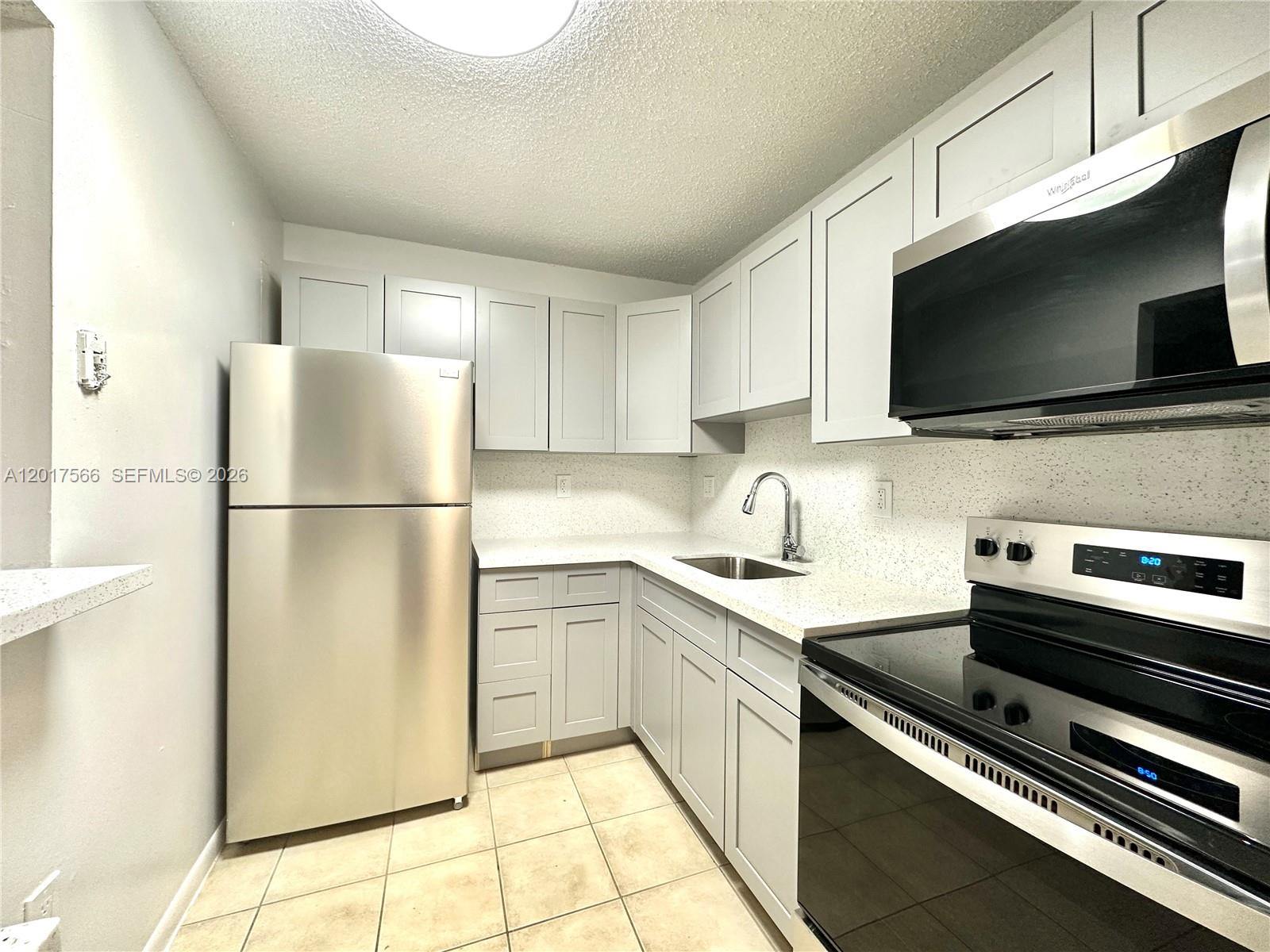 VILLA BELLINI CONDO - Residential