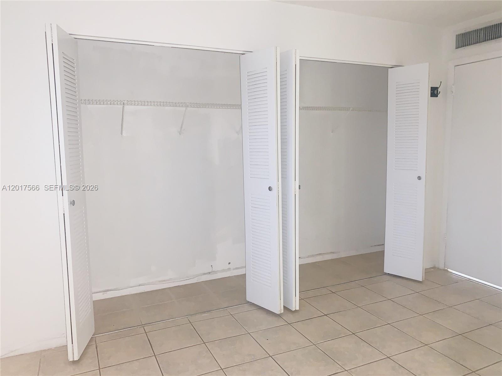 VILLA BELLINI CONDO - Residential