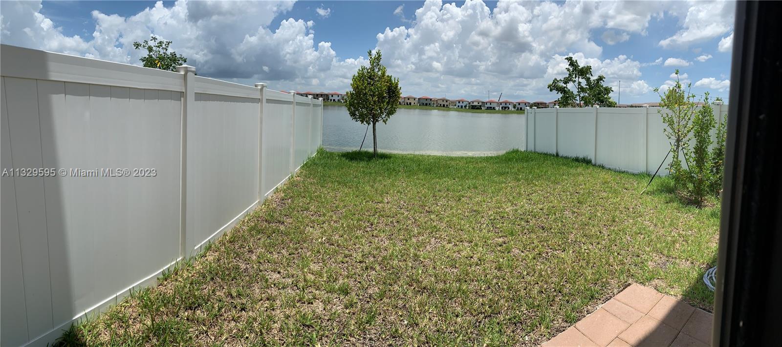 AQUABELLA SECTION ONE - Residential