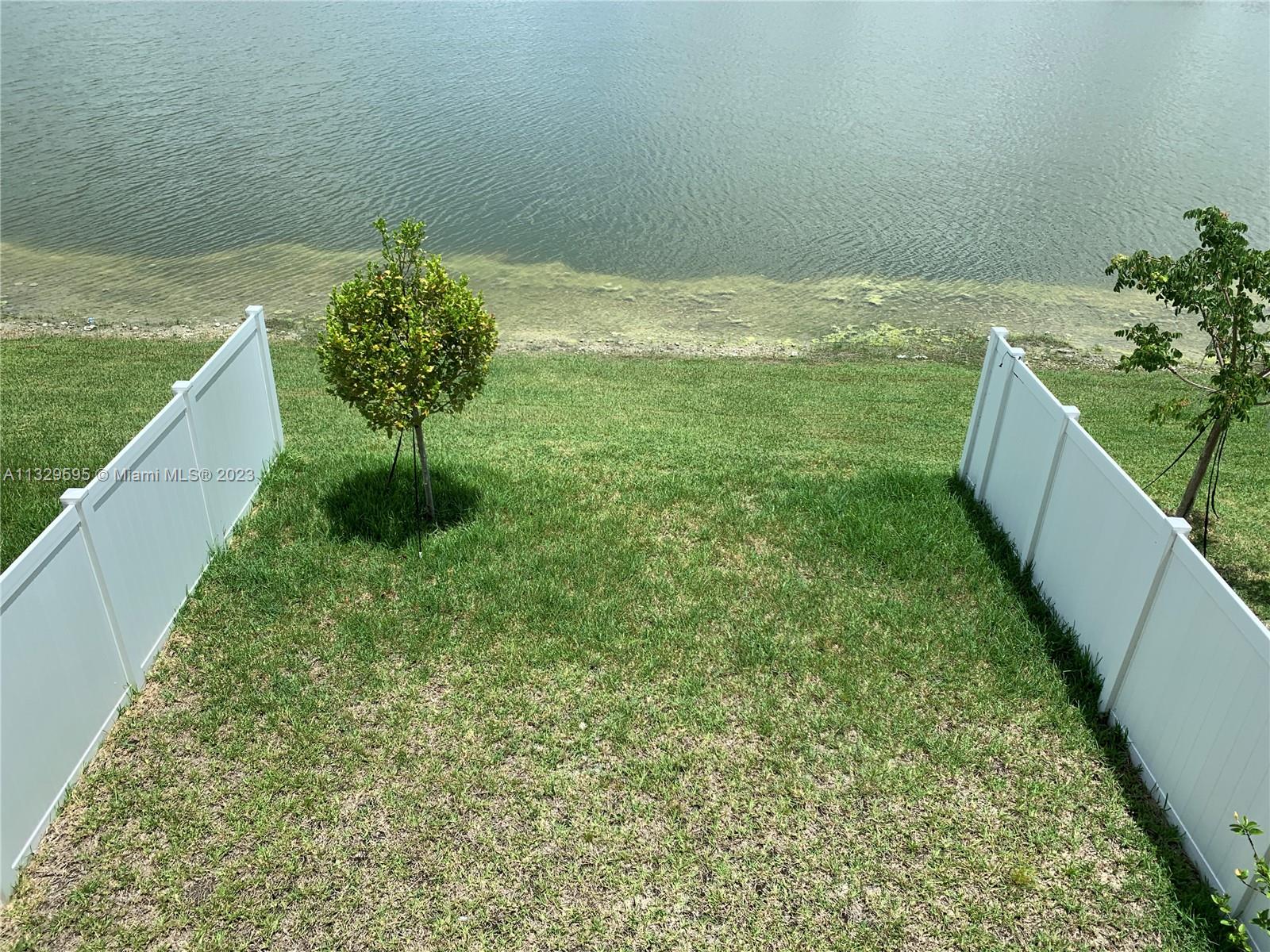 AQUABELLA SECTION ONE - Residential