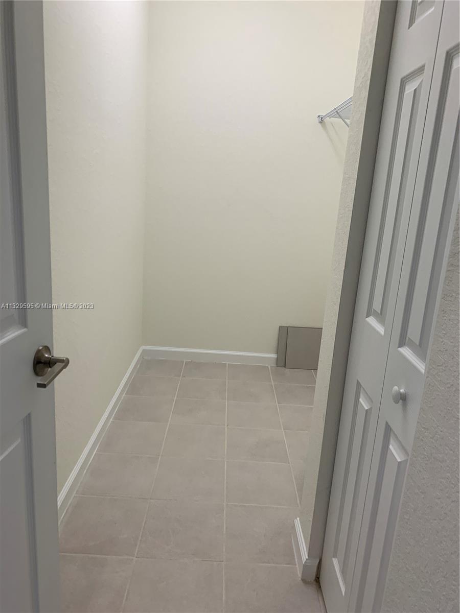 AQUABELLA SECTION ONE - Residential