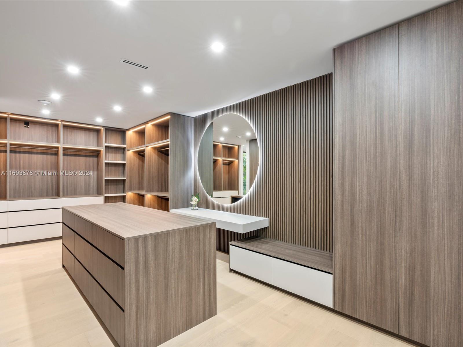 J W EWANS SUB - Residential