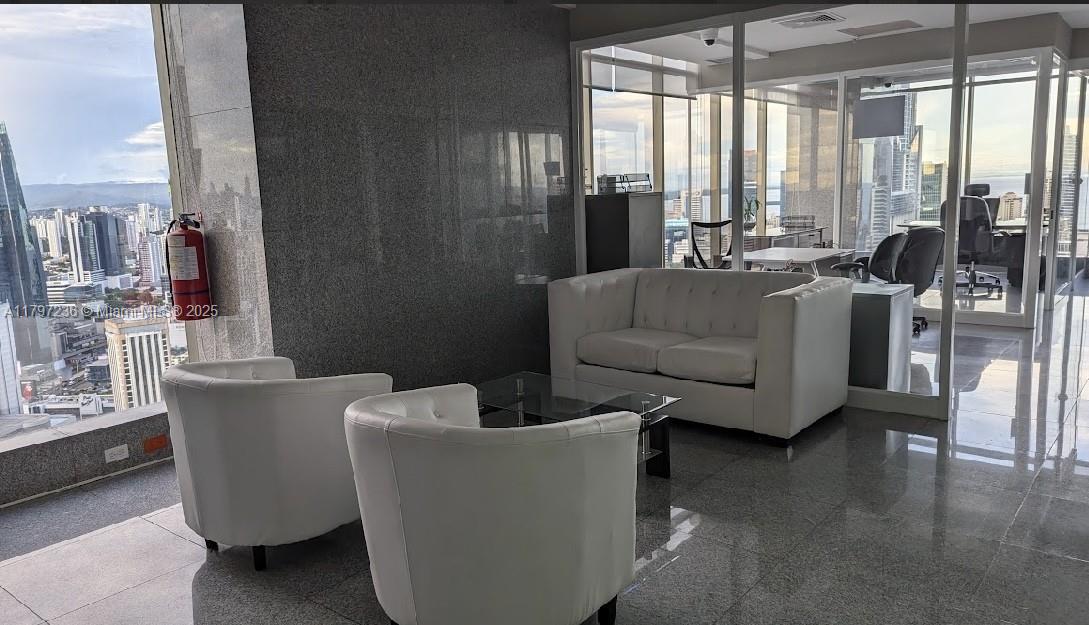 Torre Bicsa Financial Avenida Balboa y Calle Aquilino de la Guardia 4108