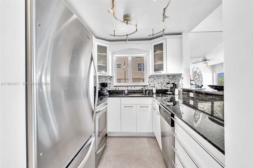 Photo of 4144 El Mar Dr #5, Lauderdale By The Sea, FL 33308 (MLS # A11987871)